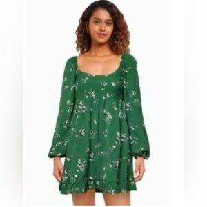 Abercrombie & Fitch Green Floral Long Sleeve Dress